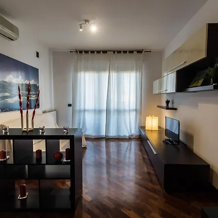 Leonardo Rome Holidays Гостевой дом Фьюмичино
