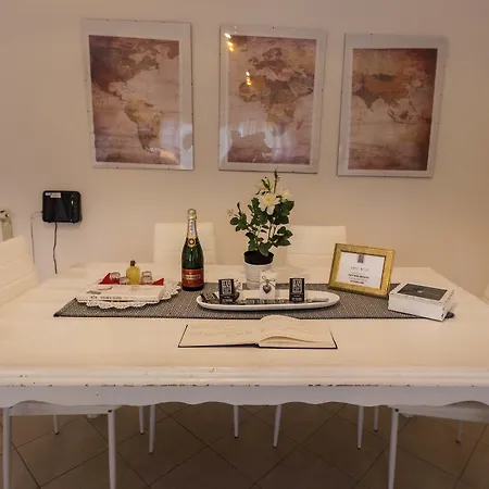 Maison d'hôtes Leonardo Rome Holidays 3*